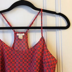 Red patterned tank
